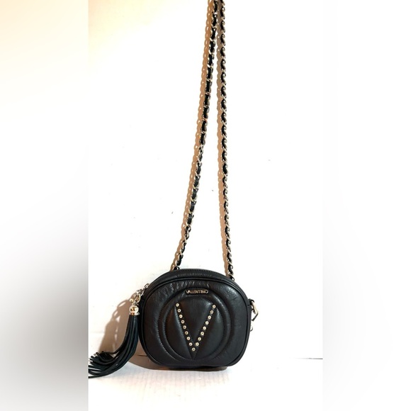 Valentino black leather crossbody handbag - Picture 1 of 8